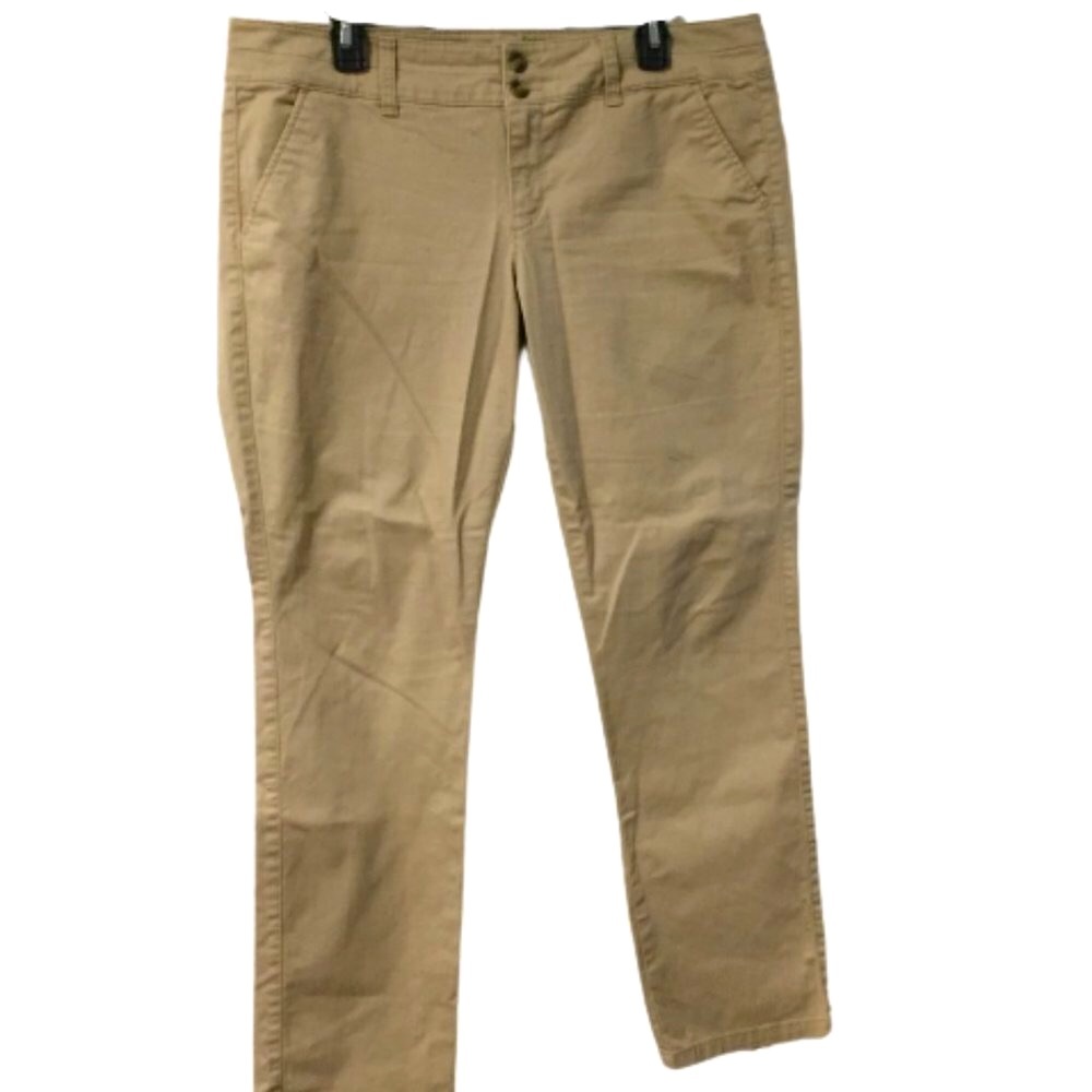 American Eagle Khaki Pants